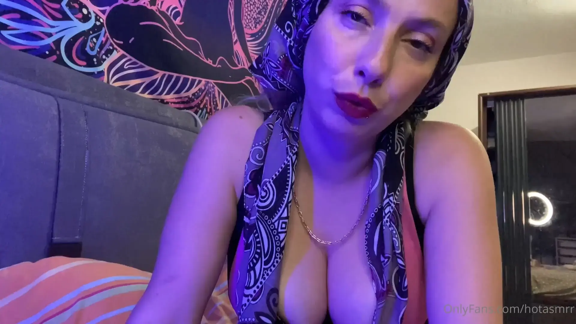 Başörtülü Üvey Anneyle Yasak Dersler 1 – Sıcak İfşa Videoları